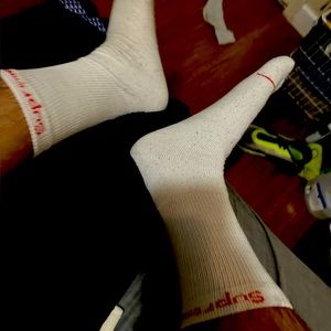 Supreme x Hanes socks crew